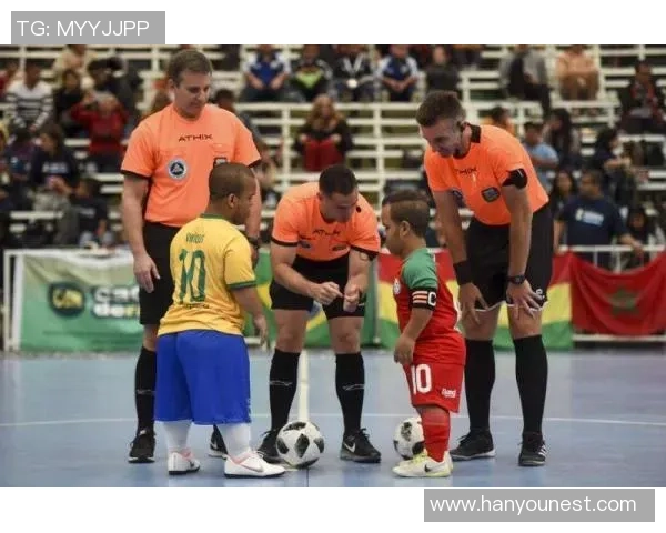 腿短却技术惊人 这些足球球星打破身高偏见成就传奇